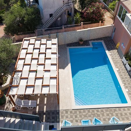 Apartments Villa Monique Rogoznica  Bagian luar foto